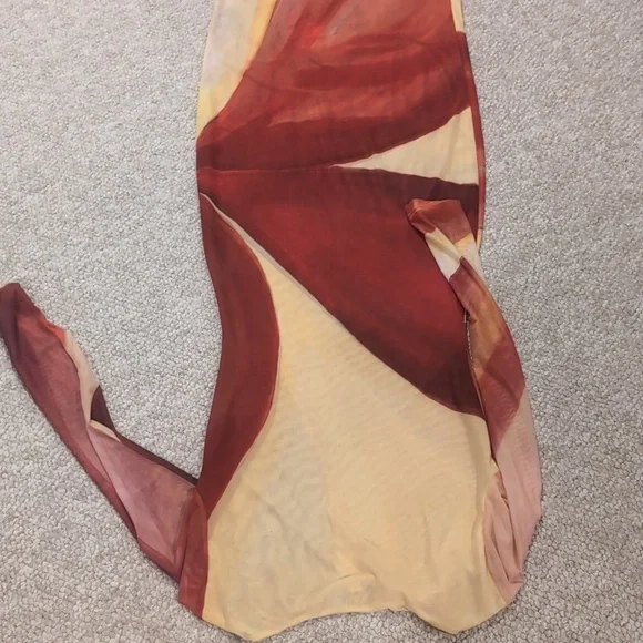 Sold out Aphrodite Dress - Picture 12 of 12